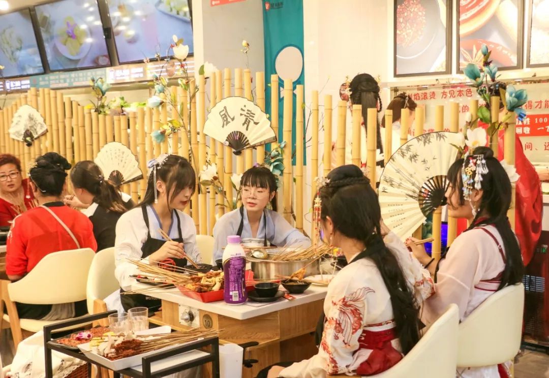 探店屋头串串,探店成都味道