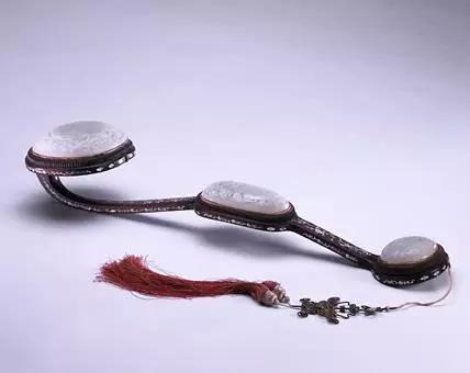 古人挠痒神器，一柄在握，岁美人和