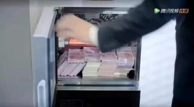 当你有一个机器男朋友是什么体验,恋爱新模式有哪些