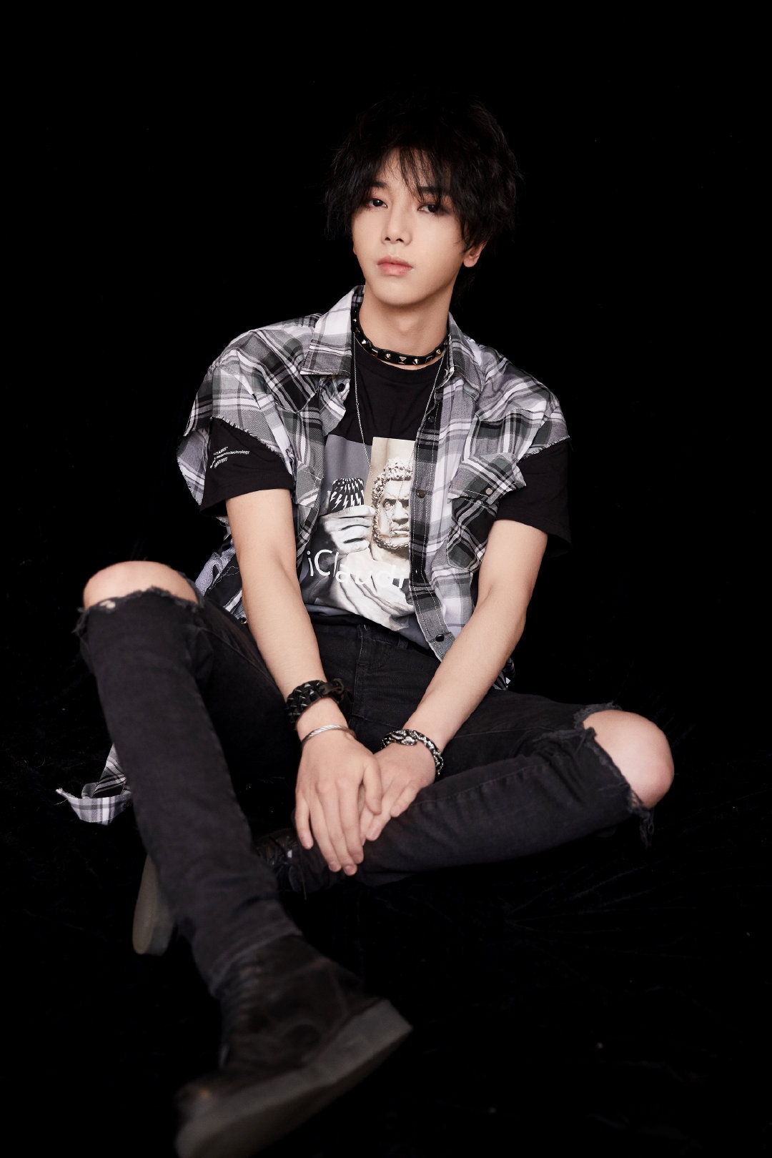 早秋格子衬衫穿搭2019,初秋必备单品经典白衬衫