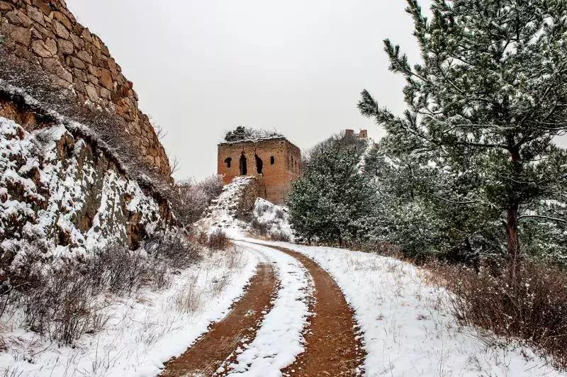 万里长城位于哪个地方,万里长城在哪省哪市哪县