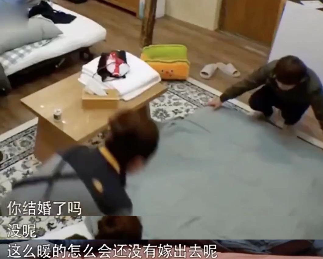 绯闻对象有男有女，但45岁感情仍成谜，他到底在顾忌什么？