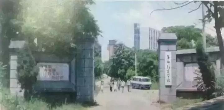 这个秋天，我们在萍乡学院等你