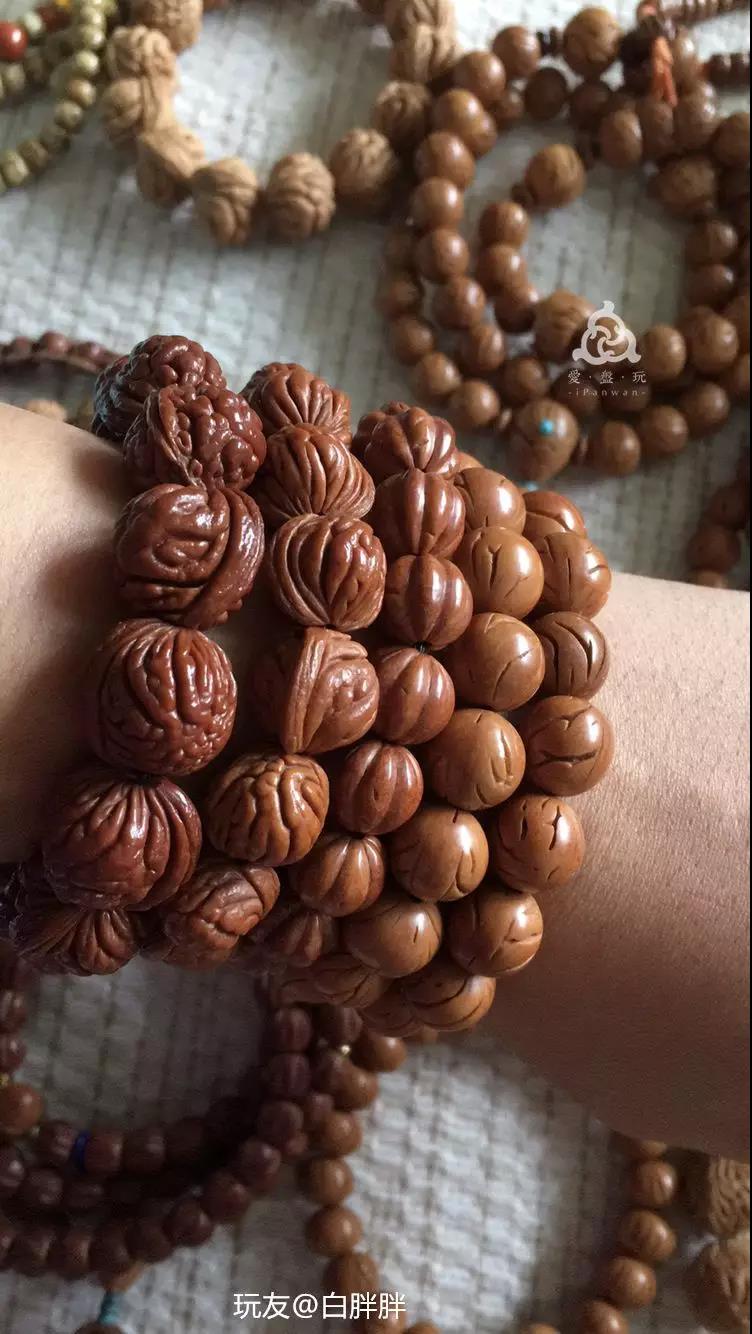 桃核手串玩家,桃核文玩爱好者