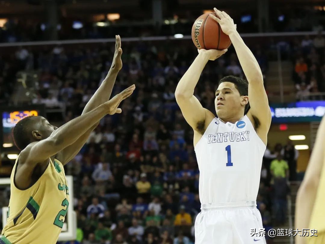 布克简介2015选秀状元,布克为啥只有13顺位