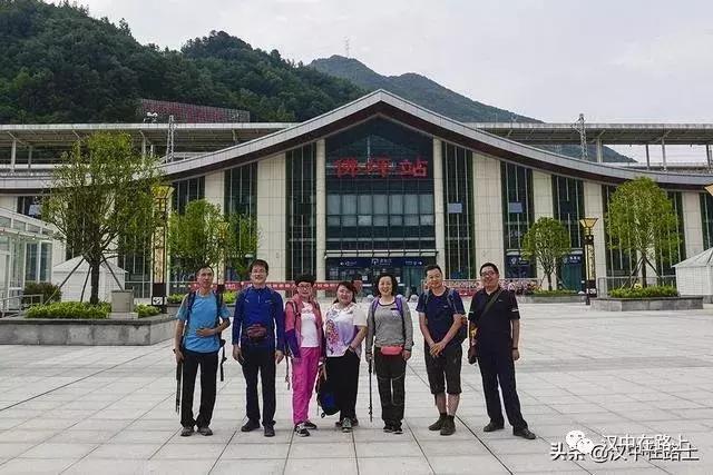 探秘汉中,汉中一村子窜入野生羚牛