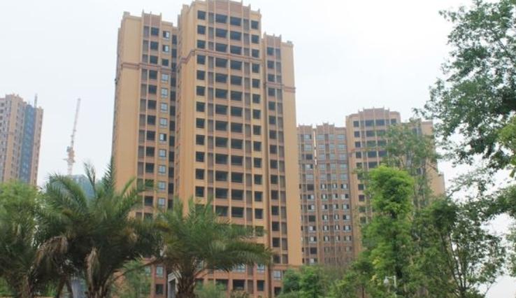 售楼小姐说顶楼最好真实吗,售楼小姐姐透露选楼层背后的真相