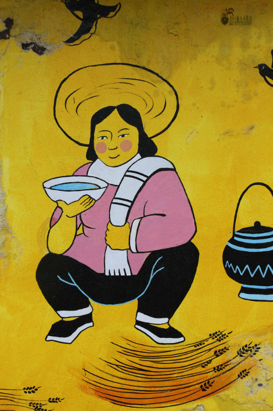 陕北的安塞不仅有响彻大地的腰鼓，还有奇美的农民画....