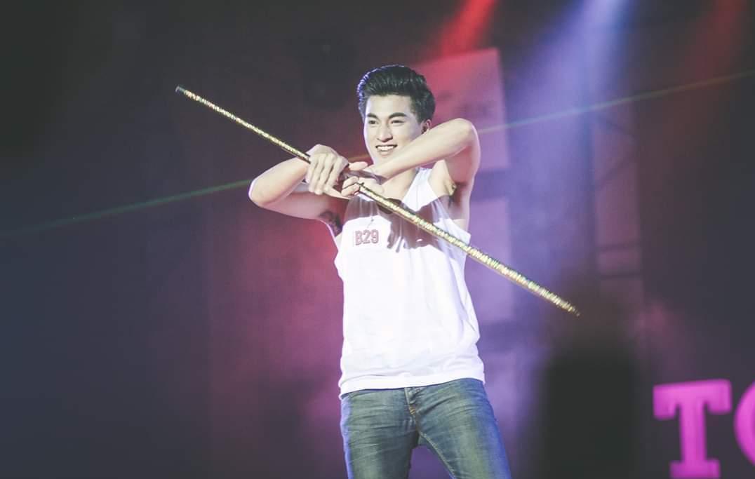 人间天使糕卡娜:热爱足球名校毕业签约三台未来可期