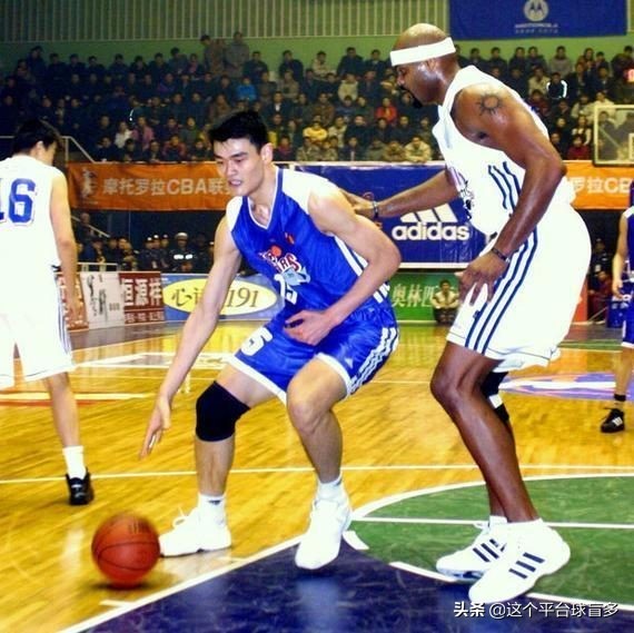 姚明2003年1月17日录像回放,姚明上海队球衣退役仪式