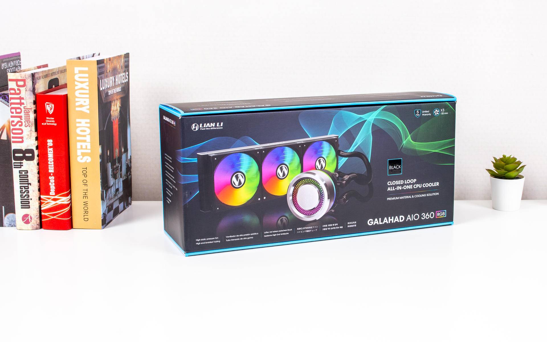 联力极圈二代lcd360水冷,联力极圈360水冷测评