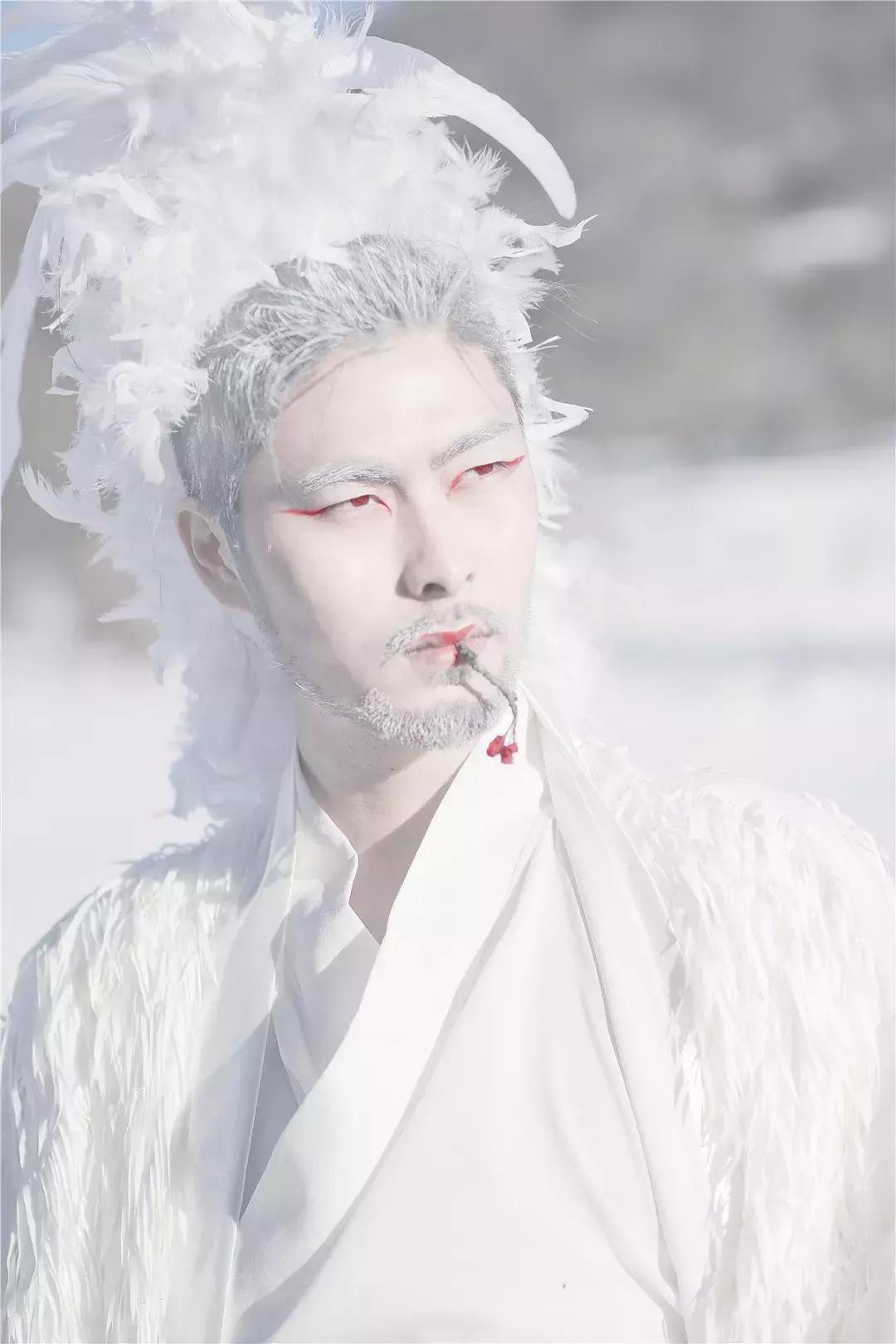 90后女孩拍稀有动物,90后女孩拍视频200万