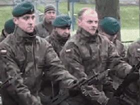 地铁上看到女朋友怎么办,地铁上怎么提醒女朋友