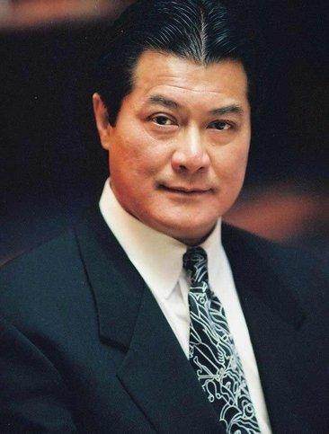 周星驰背锅经典片段,周星驰帮大哥坐牢电影