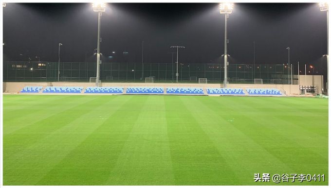 万达大连足球基地投资多少亿,万达在大连建足球场