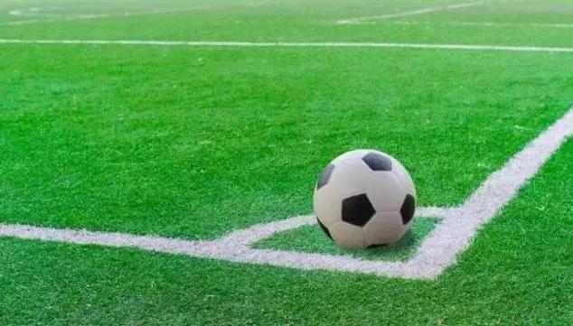新建足球场投入,足球场建造政策