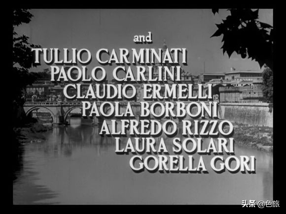 跟随赫本的脚步重温罗马假日,跟着赫本的脚步来到了罗马