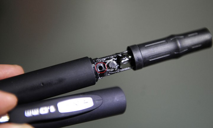 作弊耳机米粒大小没什么稀奇的，这都是作弊界的常规操作了