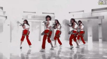 28岁韩国女星具荷拉自杀身亡，或与前男友性*力暴**有关？