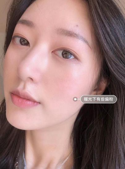 李佳琦用的平价口红突然火了，不卡唇纹显肤白，效果堪比阿玛尼