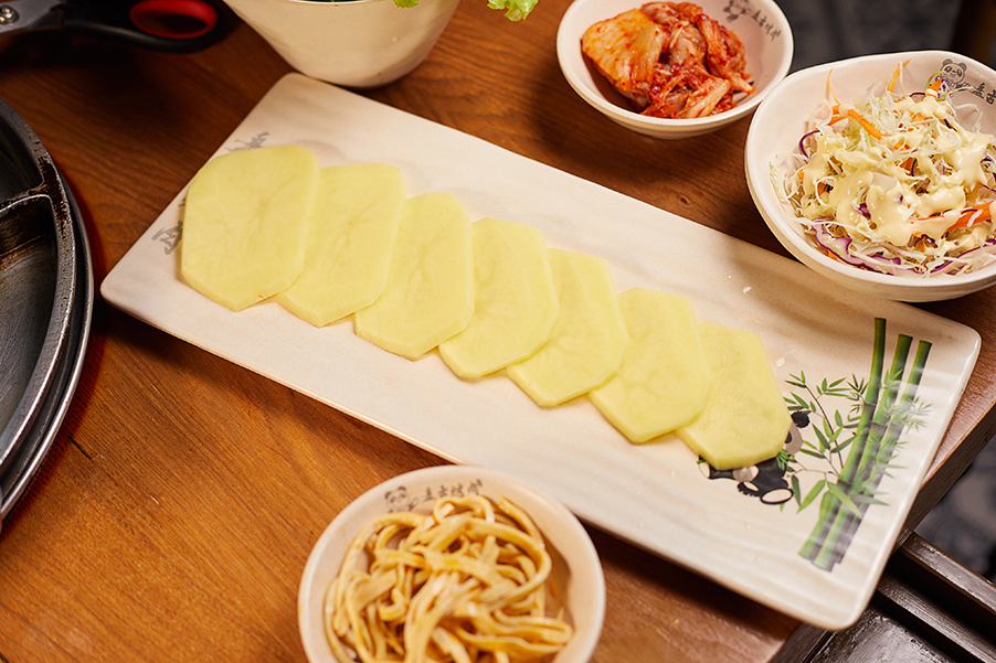 冬天必不可少的烤肉来啦,春熙路韩式烤肉推荐