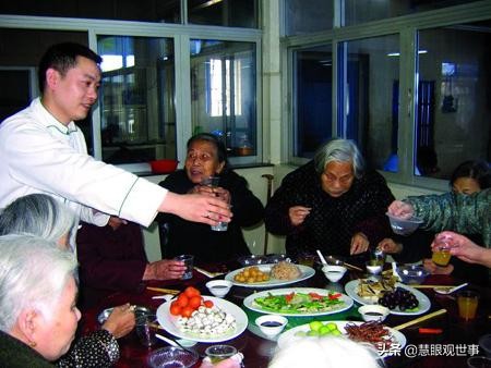 侯海洋和秋云的结局,侯海洋与秋云的重逢