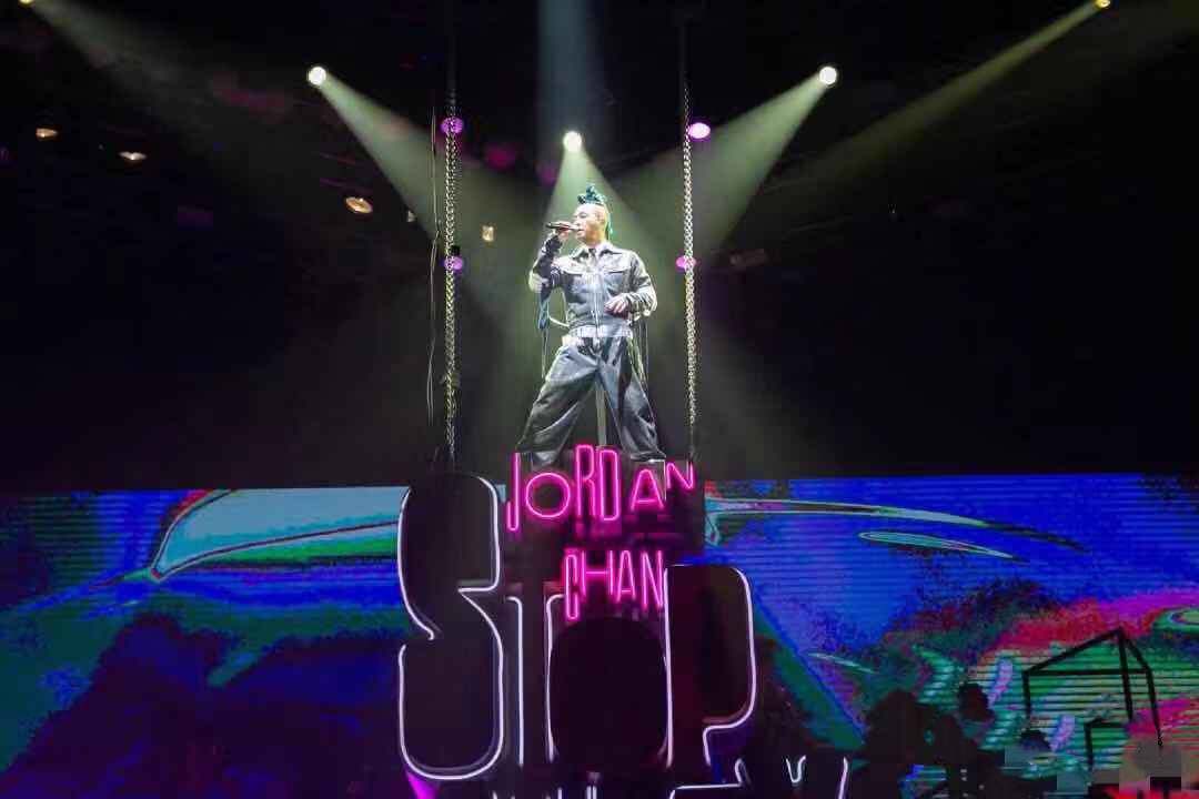 陈小春应采儿二胎什么时候生,陈小春应采儿二胎是女孩还是男孩