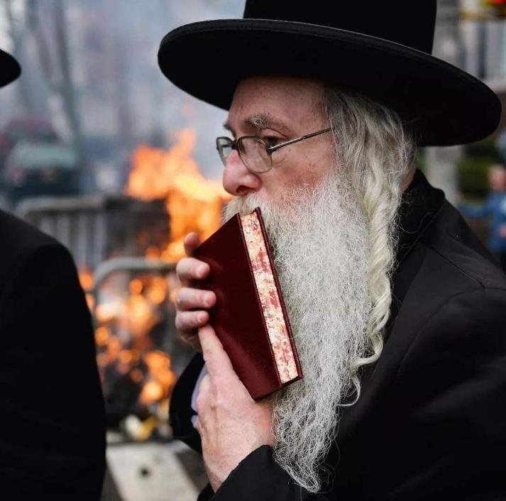 1954年，犹太人把浓缩铀卖给中国，周总理下令：验明真伪