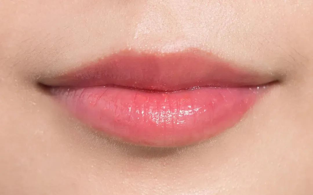 唇膏哪款好用嘟嘟唇,哪款唇膏能让你变成嘟嘟唇