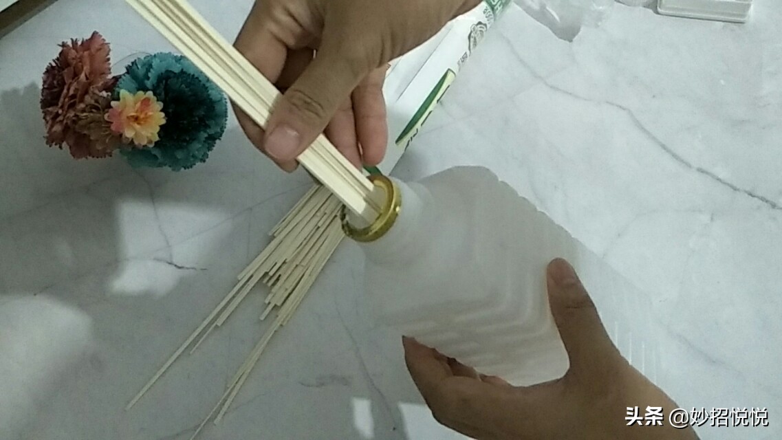 长虫子的挂面能吃吗,长虫的面条还能吃吗