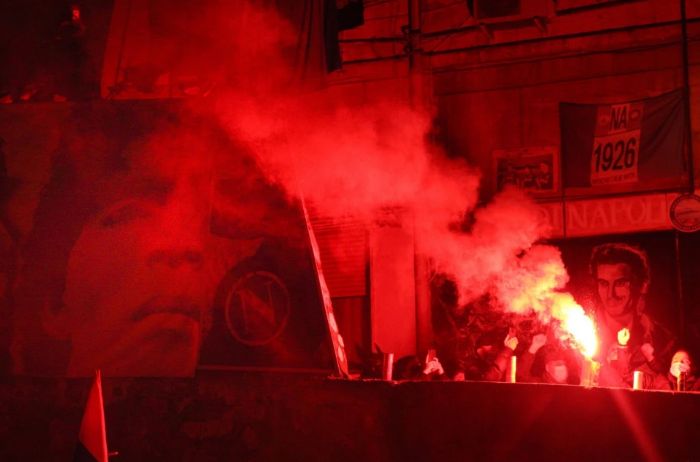 马拉多纳上帝之手拿冠军了吗,马拉多纳是梅西的什么人