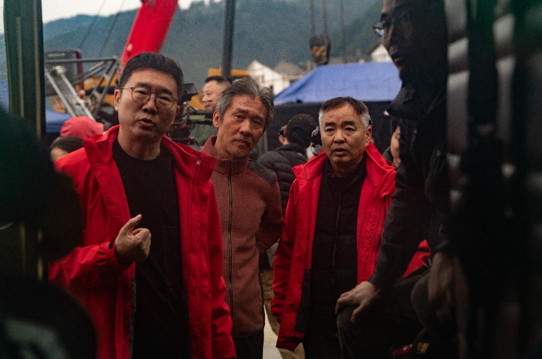 峰暴电影朱一龙怎么拍摄的,朱一龙徒手攀岩花絮