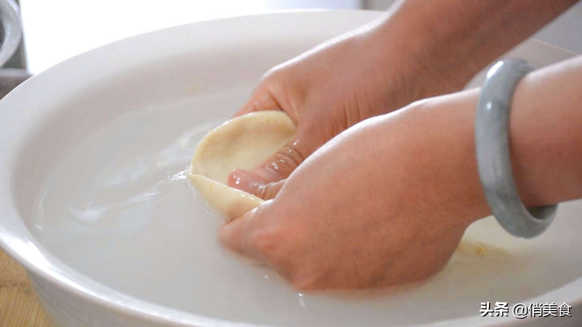 洗面凉皮怎么做劲道又柔软,最新正宗凉皮的做法和配方视频