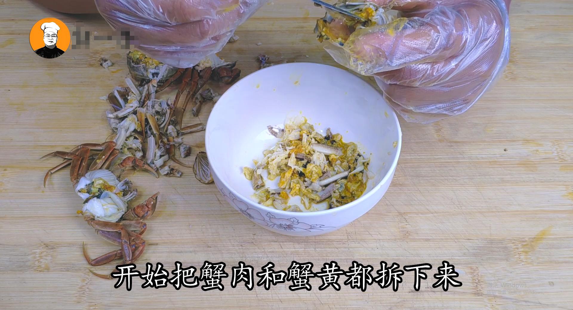 蟹黄包家常做法，皮薄馅大，鲜而不腻，附会爆汁的馅料配方