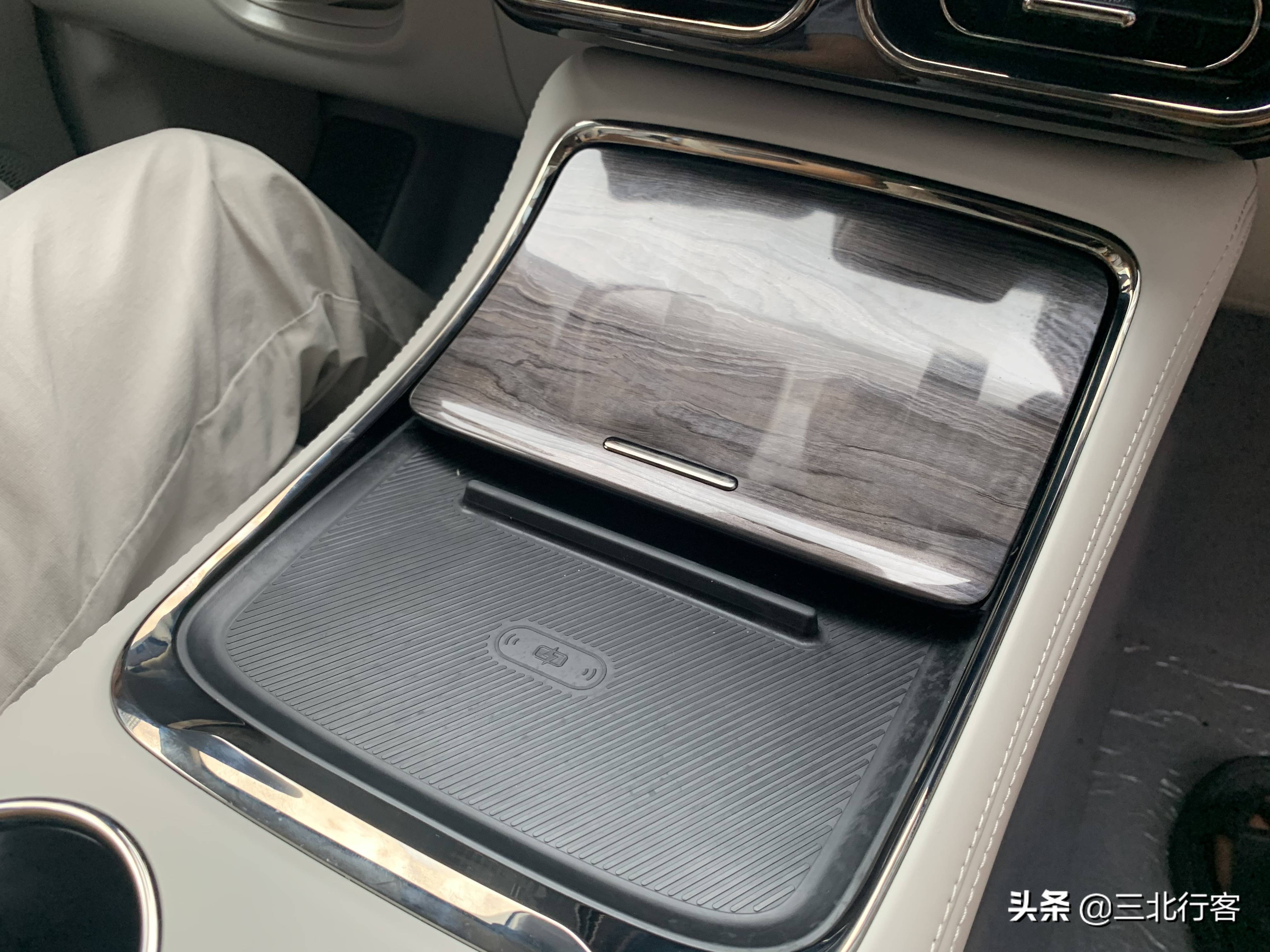 零跑c11增程版改装外观,零跑c11增程版内饰颜色实拍