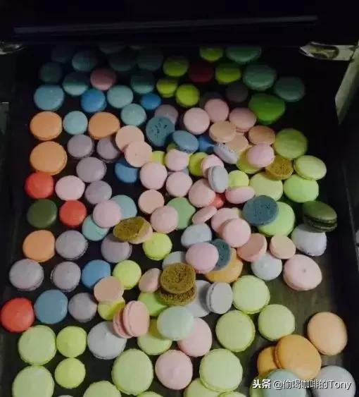 马卡龙不规则法式美甲,爱回味法式马卡龙甜点