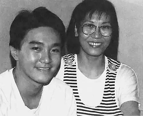 周星驰的喜剧片少林足球,香港喜剧片《少林足球》