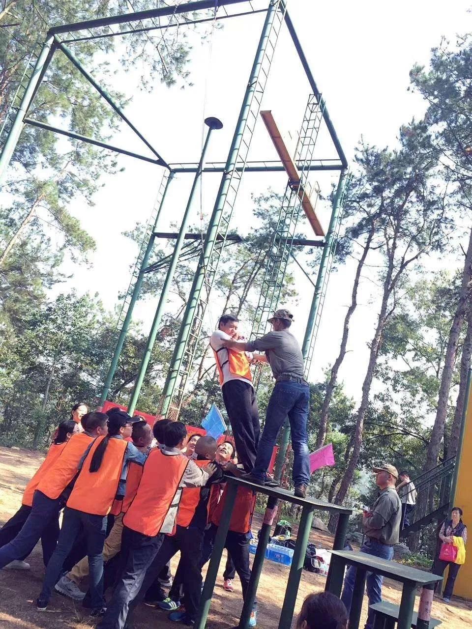 寮曢鍙宠剳鏍￠暱,寮曢鍙宠剳鎬婚儴鍩硅瑙嗛