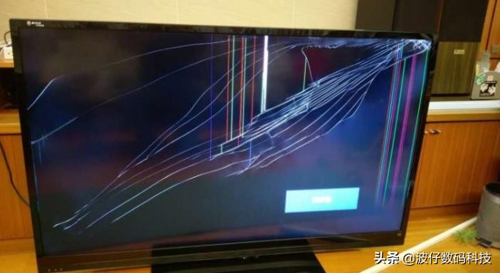 笔记本电脑摔了一下花屏怎么办呢,电脑开机出现条纹花屏是什么原因