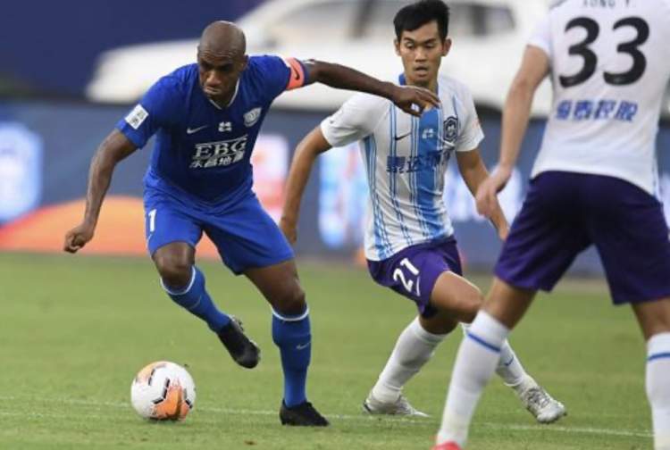 上港主帅佩雷拉,佩雷拉亚冠谈争冠