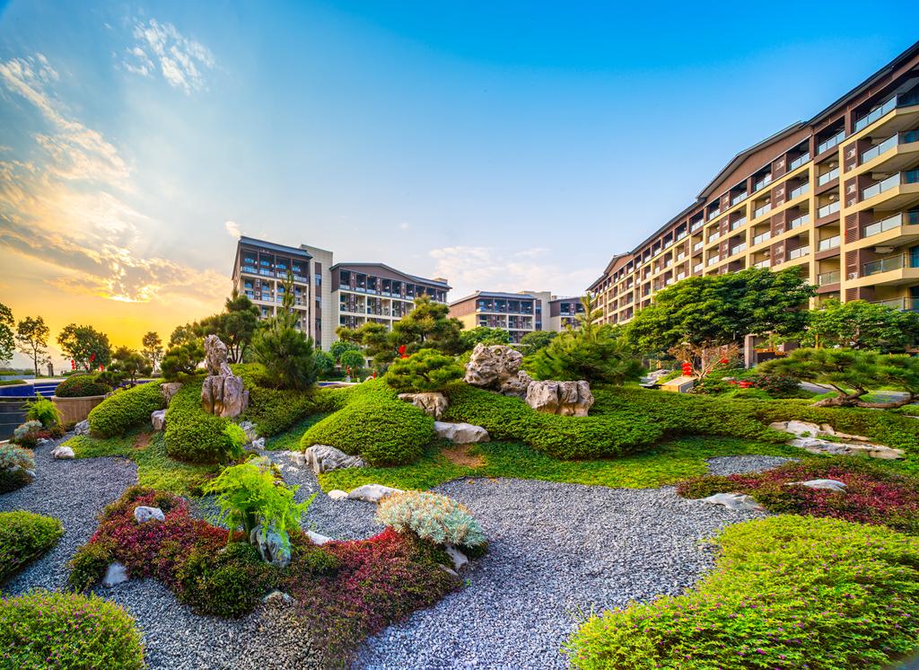 增城金叶子半山温泉，宛若漫步仙境！住温泉房，叹两餐+果园采摘