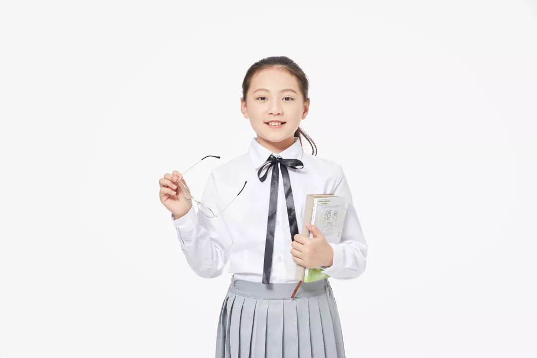 两岁多孩子近视600度能治好吗,500度近视和600度近视的区别