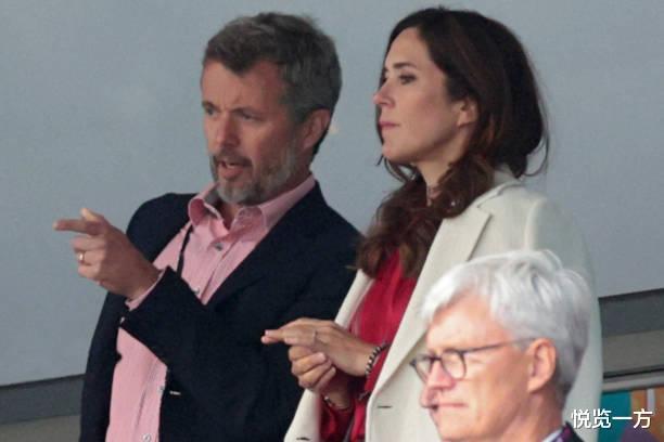 凯特王妃红衣,莱蒂齐亚王后和凯特王妃同框