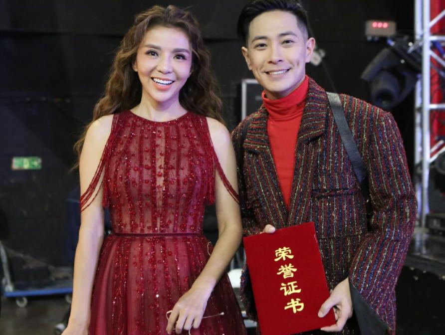 tvb女星练瑜伽,香港女星教瑜伽