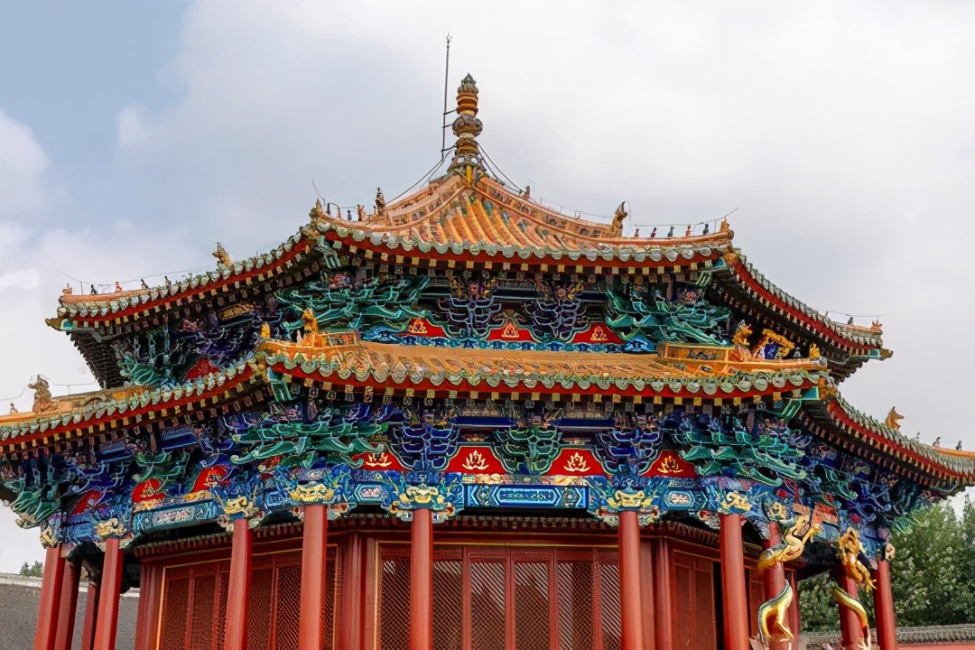 大清朝的满族特点,满族宫廷里的经典花纹图案