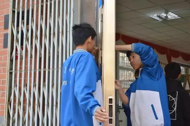 天津市哪所学校录取分数300,天津最厉害的中学一本率多少