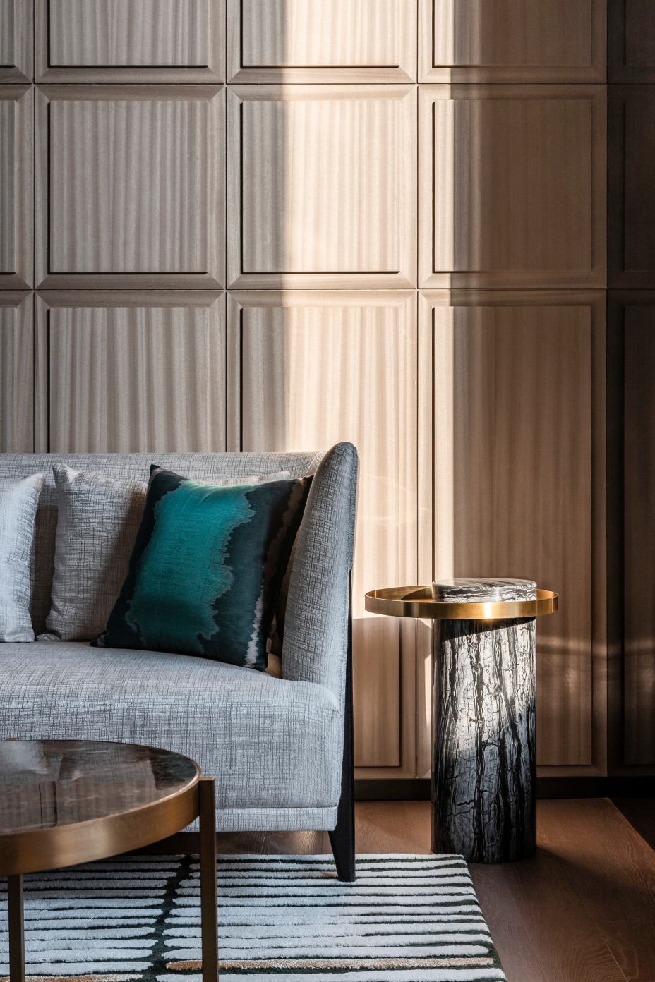 简于形奢侈于心,简于形奢于心什么意思