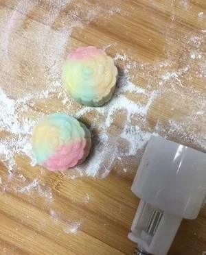 冰皮月饼要加马蹄粉吗窍门,做冰皮月饼技巧