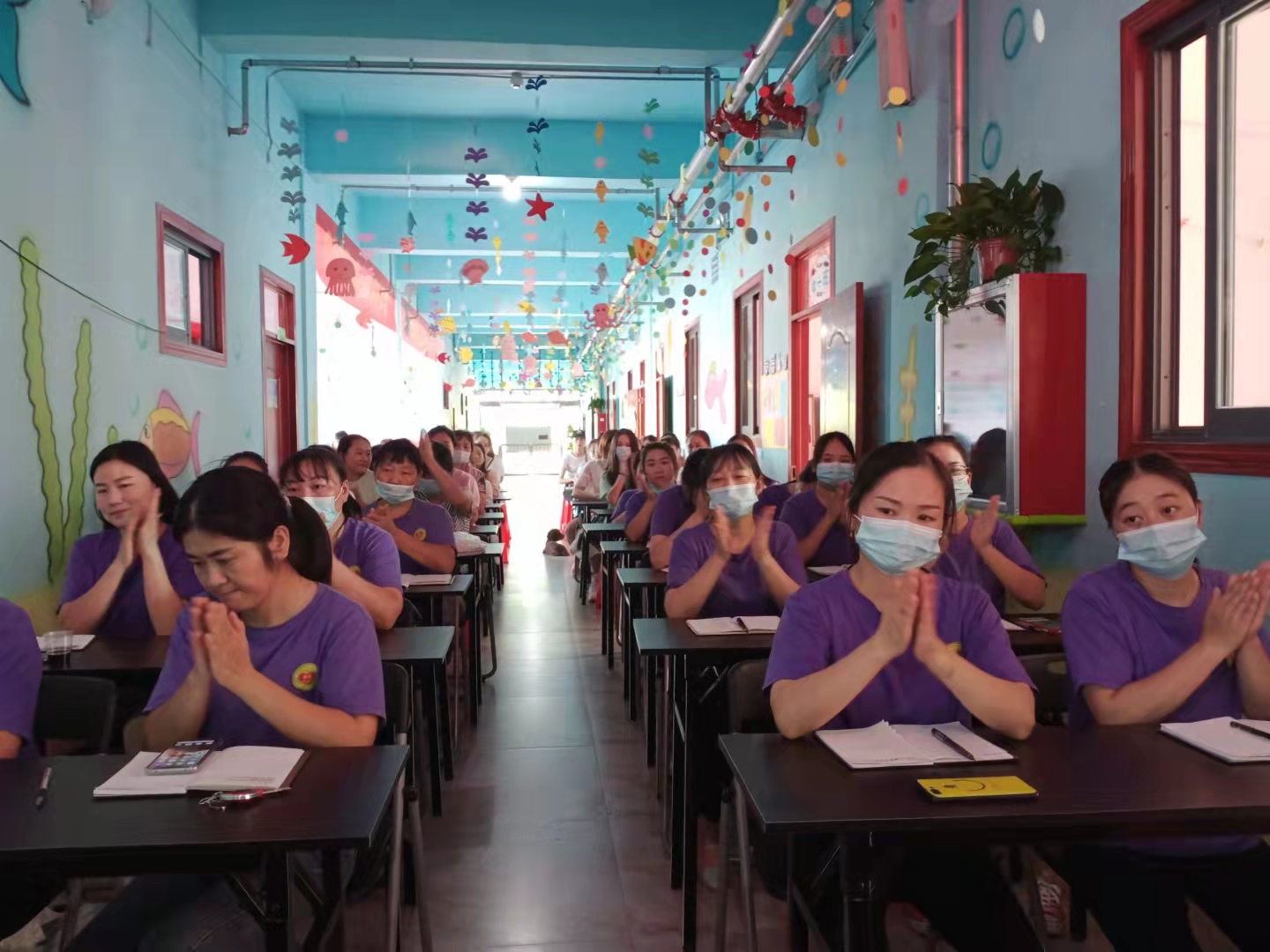 恩溢小学地址,潢川县育苗小学简介