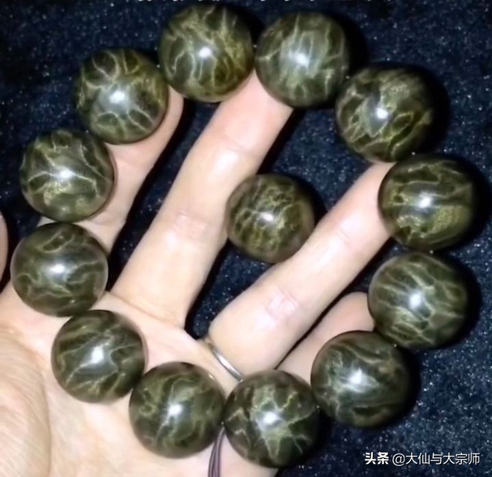 什么木头做手串又好又香,用哪种木头做手串最好